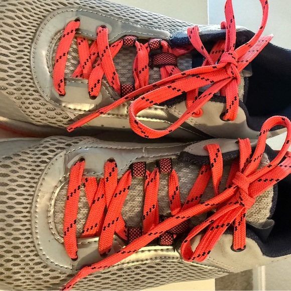 Under Armour Curry GS 3Z6 Big Kids Size 4.5 - Picture 5 of 10